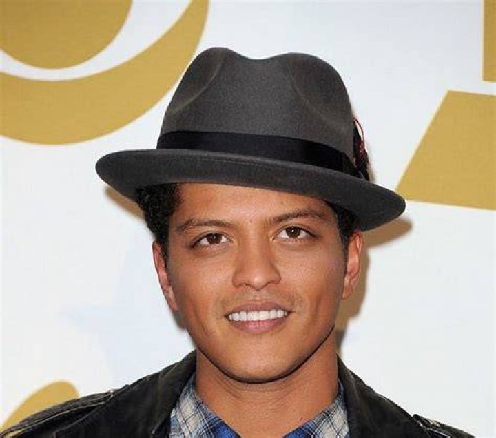 Bruno Mars Net Worth Celebrity Net Worth