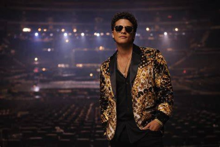 Bruno Mars Net Worth Everyone Want to Know His Early Life, Career
