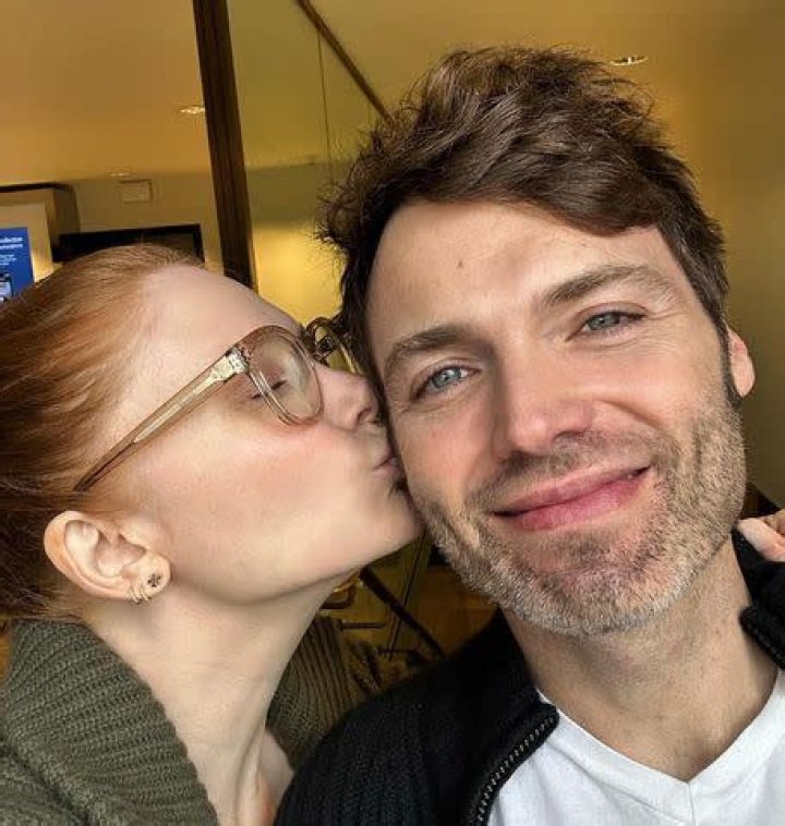 Bryce Dallas Howard & Seth Gabel Our Son Theodore! Photo 2153362