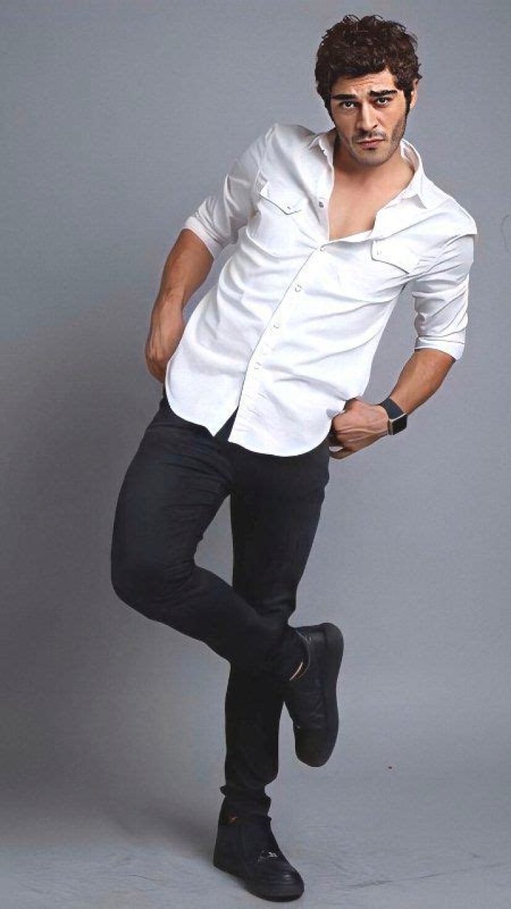 Burak DenizWiki, Biography, Height, Age, Affairs, Family, Girlfriends