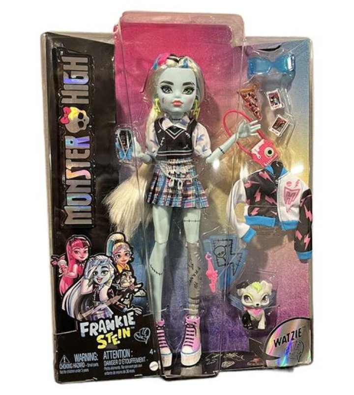 Buy Monster High Doll and Fashion Set, Toralei Stripe Doll, Skulltimate