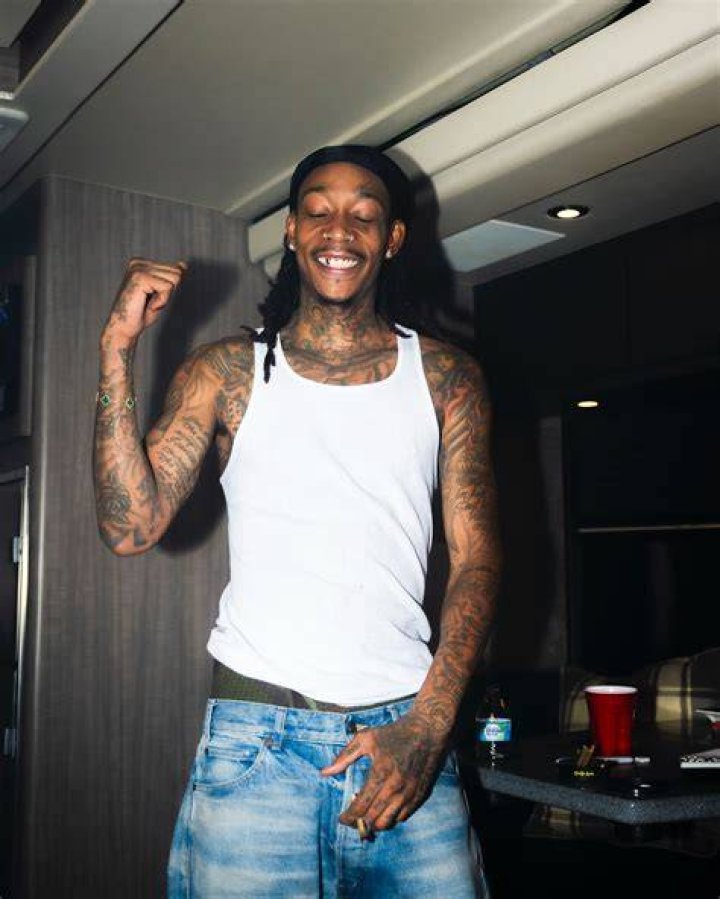 Cameron &ldquo;Wiz Khalifa&rdquo; Jibril Thomaz (1987 ) &bull;