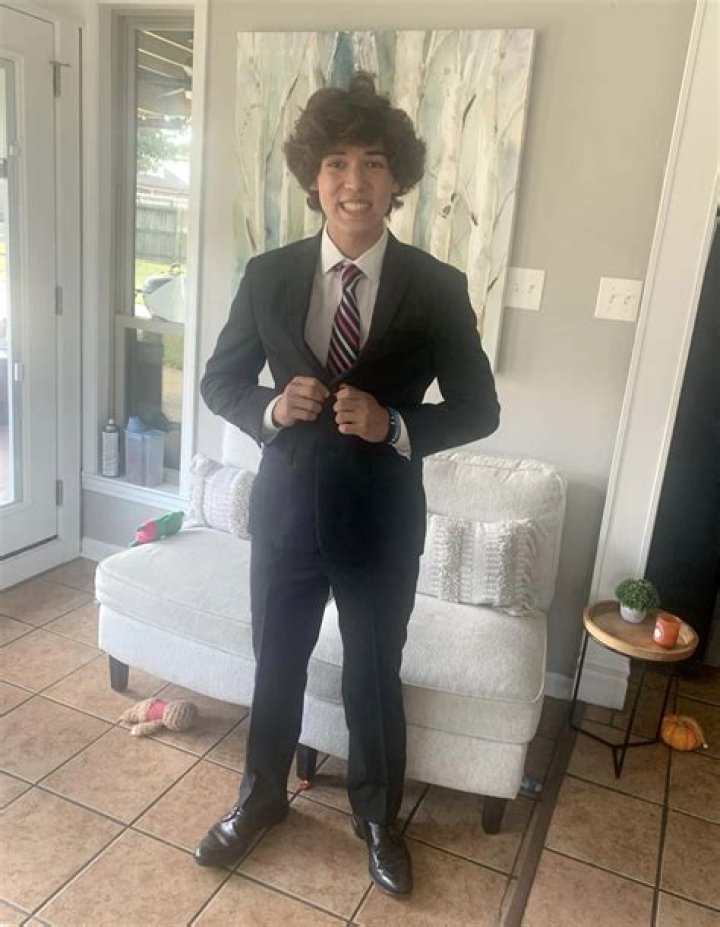 Cameron Robbins Instagram