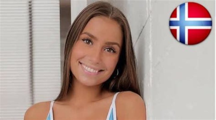 Camilla Hasselgaard Wiki, Biography, Age, Height, Weight, Net Worth