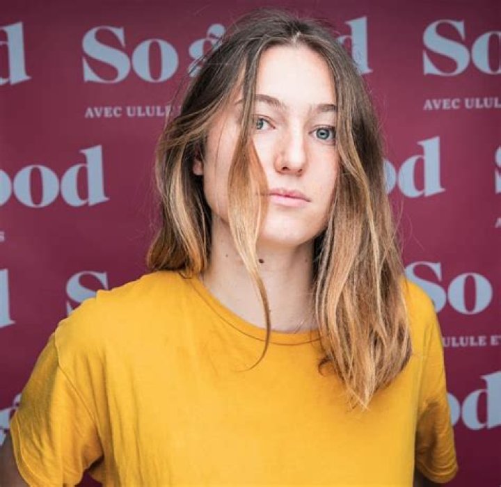 Camille Etienne Wiki, Age, Biography, Parents, Boyfriend, Education