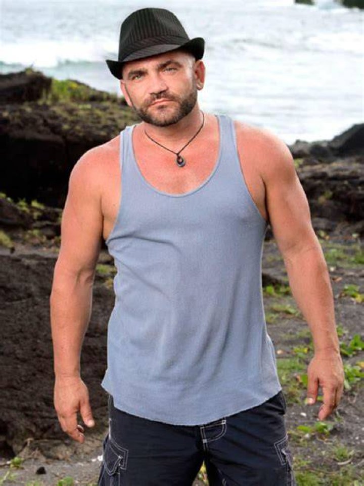 Can Russell Hantz survive jail time? Women befuddle reality TV villain