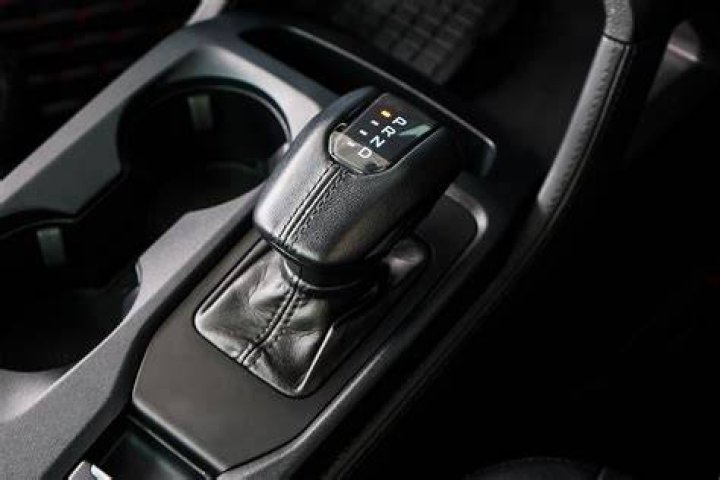 Can you convert your automatic license to a manual driver's license