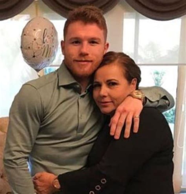 Canelo Alvarez with mother Ana Maria Barrag&aacute;n Celebrities InfoSeeMedia