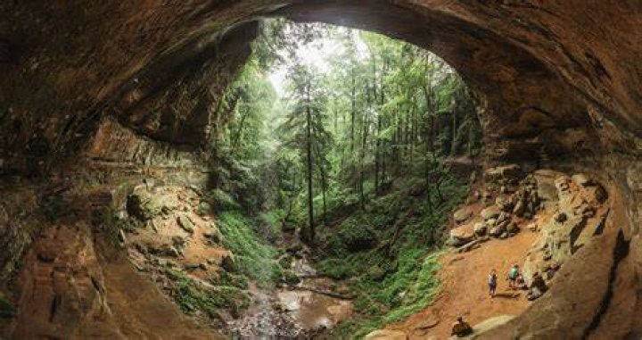 Cantwell Cliffs at Hocking Hills State Park