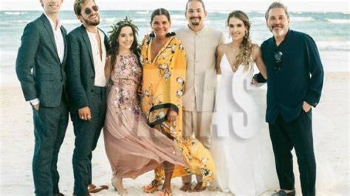 Caras Mauricio Montaner se casó en las playas de Tulum
