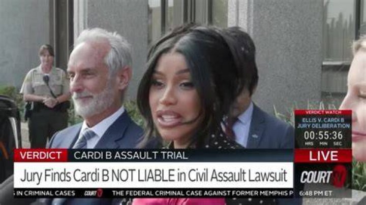 Cardi B viszketni kezd att&oacute;l, hogy &uacute;jabban m&aacute;s celebek azt hangoztatj&aacute;k