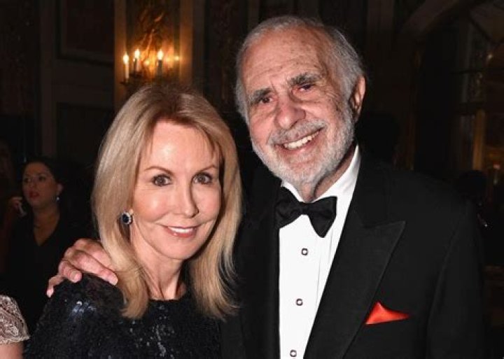 Carl Icahn&rsquo;s Wife Makes Her First Contribution To Trump&rsquo;s Reelection