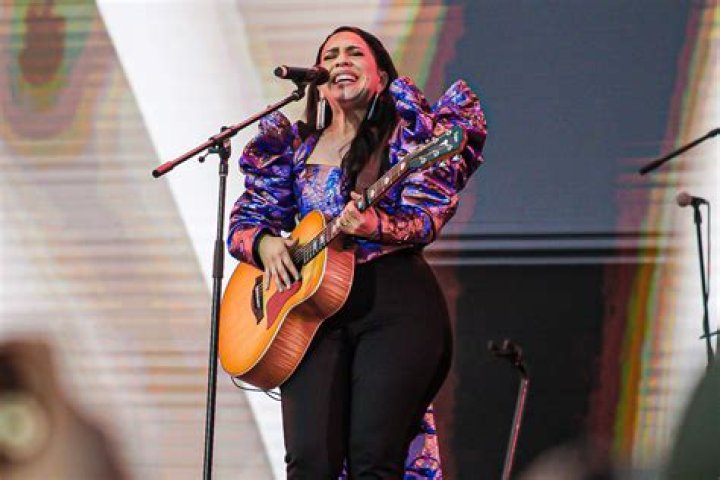 Carla Morrison. Биография. Личная жизнь. Песни. Национальность. Фото