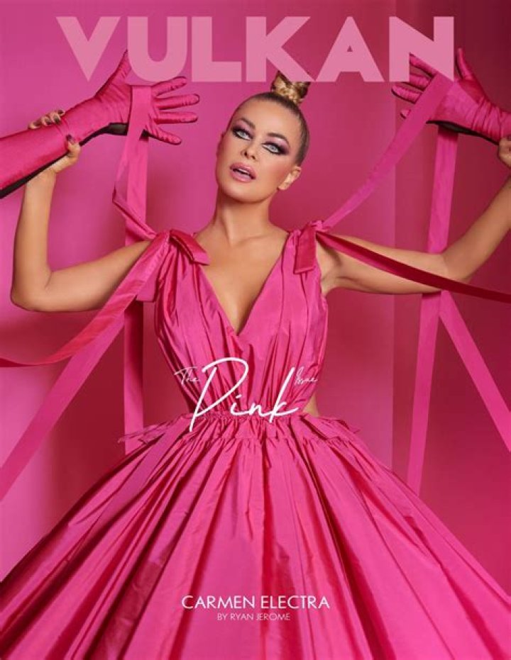 Carmen Electra 12/29/2022 • CelebMafia