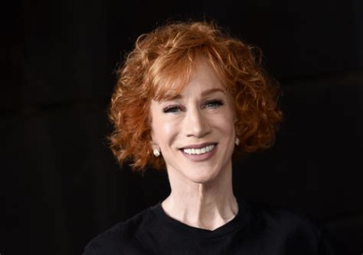 Carrot Top video going viral but it's really Kathy Griffin