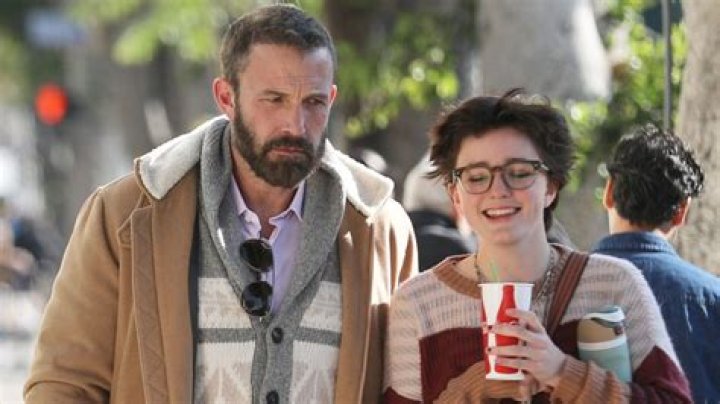 Casey Affleck looks relaxed as he goes out for lunch with his mother