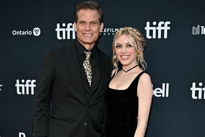 Casper & Daughter Grace Famous women, Casper van dien, American actress