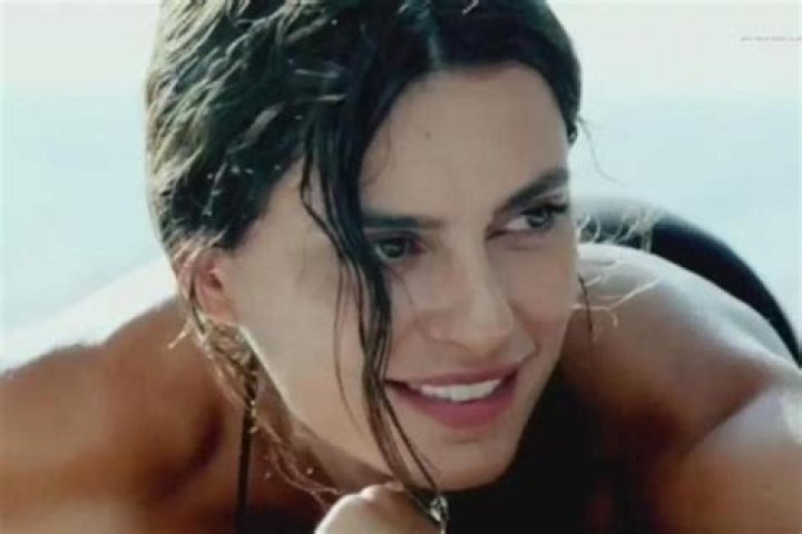 Catrinel Menghia DivaHair.ro
