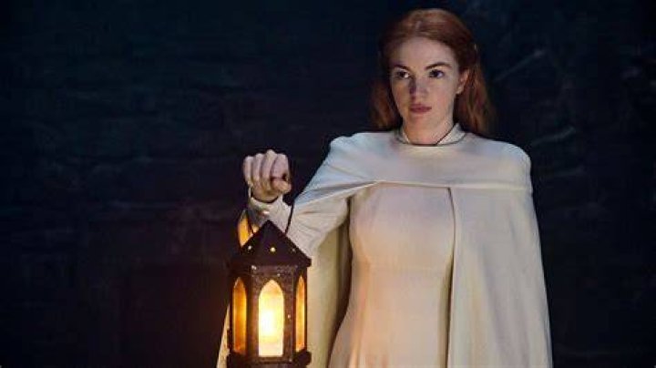 Ceara Coveney, Actor, Swindon