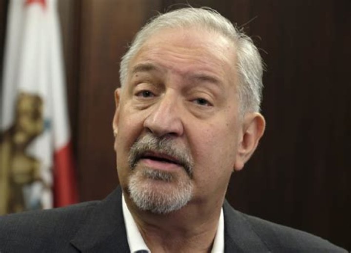 Celebrity Lawyer Geragos Linked To Avenatti Extortion Case