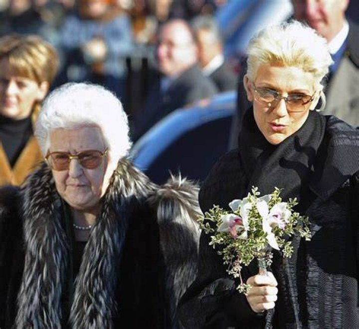 Celine Dion&rsquo;s mom, Th&eacute;r&egrave;se Dion, dead at 92