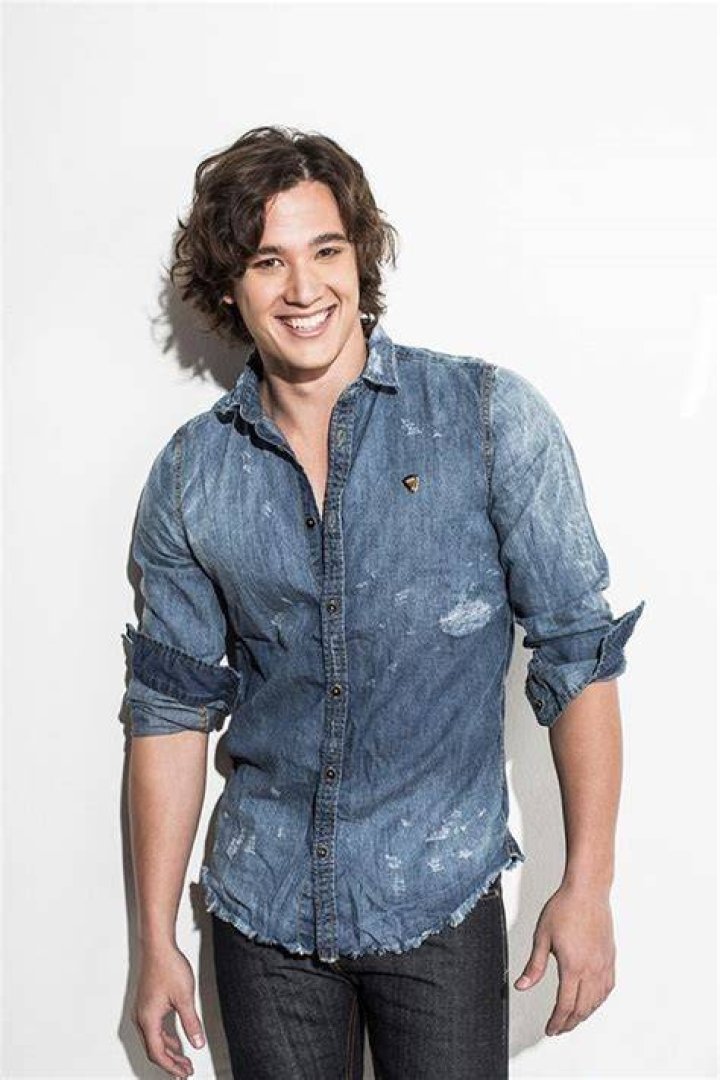 Chai Hansen's Biography Wife, Net Worth, Girlfriend, Age, Height