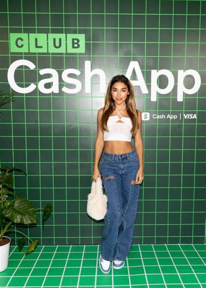 Chantel Jeffries wears TINY crop top to dinner with boyfriend Andrew
