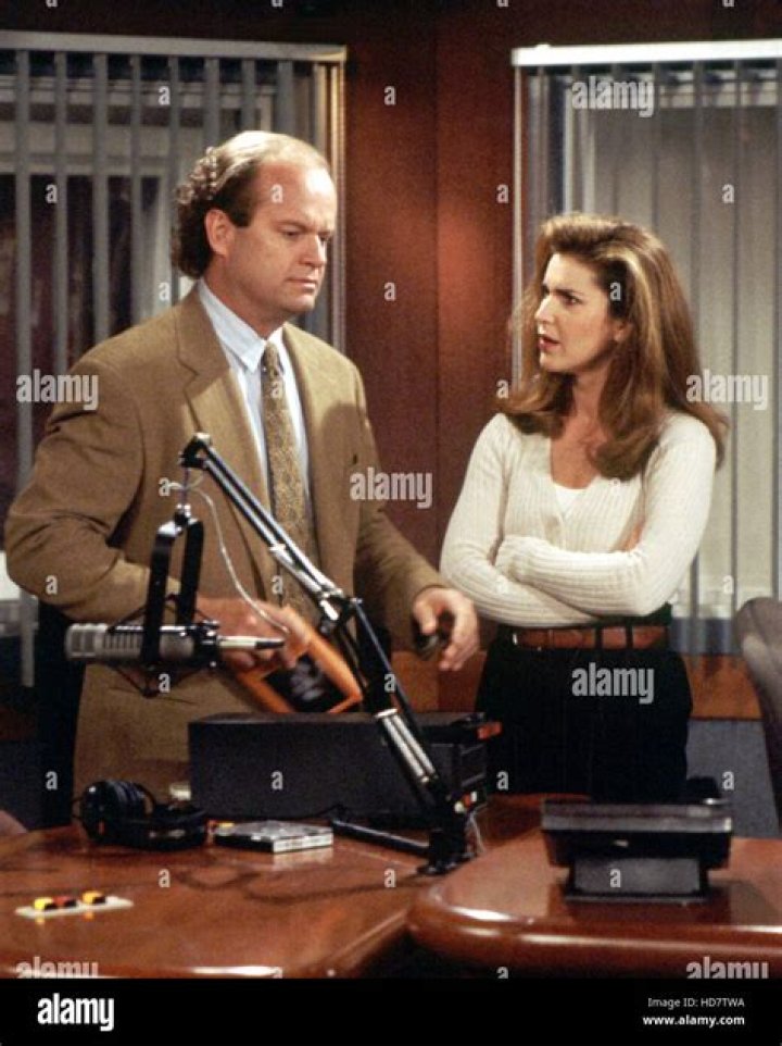 Charitybuzz Lunch with Frasier Star Peri Gilpin in Los Angeles Lot