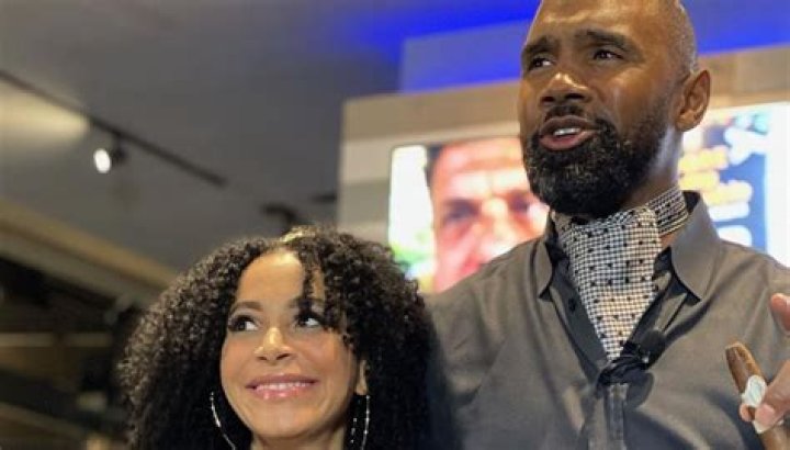 Charles Woodson Wife April Woodson Married Life And Kids