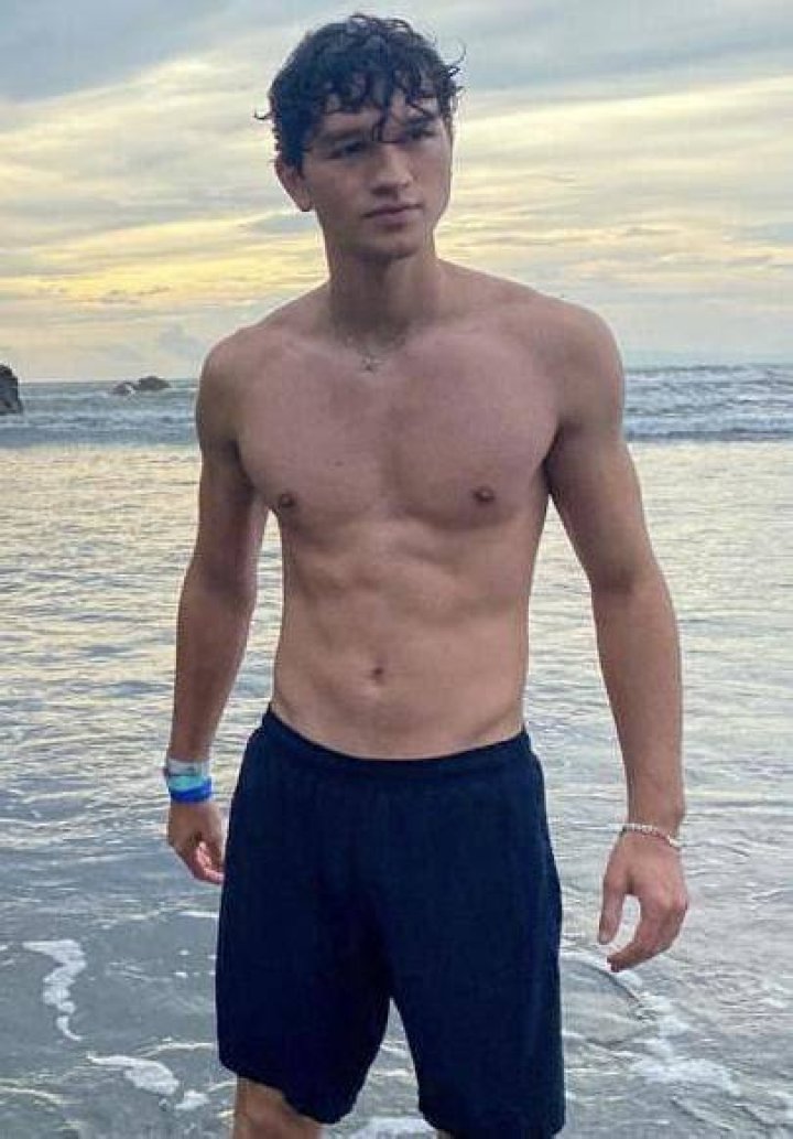 Charlie Bushnell Shirtless & Barefoot