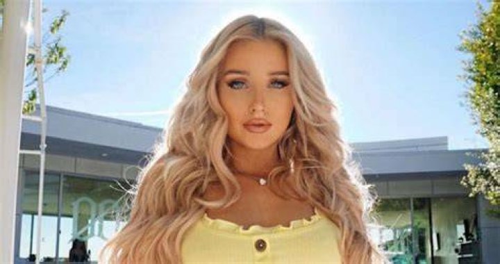 Charlotte Parkes Wiki
