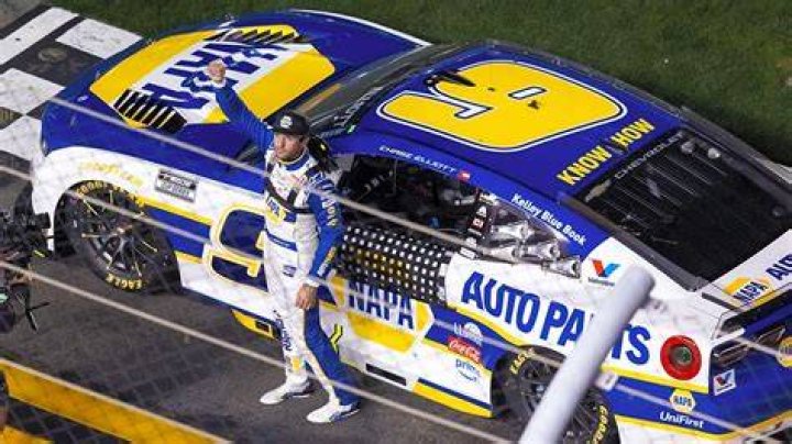 Chase Elliott Daytona 500 Odds Futures, Matchups, Prop Bets & Driver