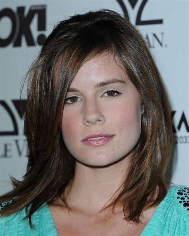 Chelsea Hobbs