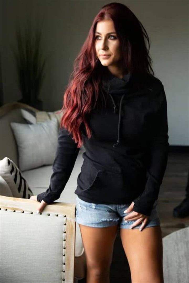 Chelsea Houska Biography, Age, Wiki, Height, Weight, Boyfriend, Family