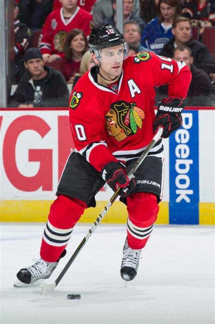 Chicago Blackhawks, 10 Patrick Sharp. Patrick sharp, Hot hockey