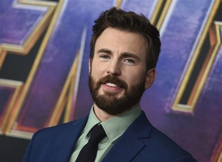 Chris Evans named "Sexiest Man Alive" Nepalnews