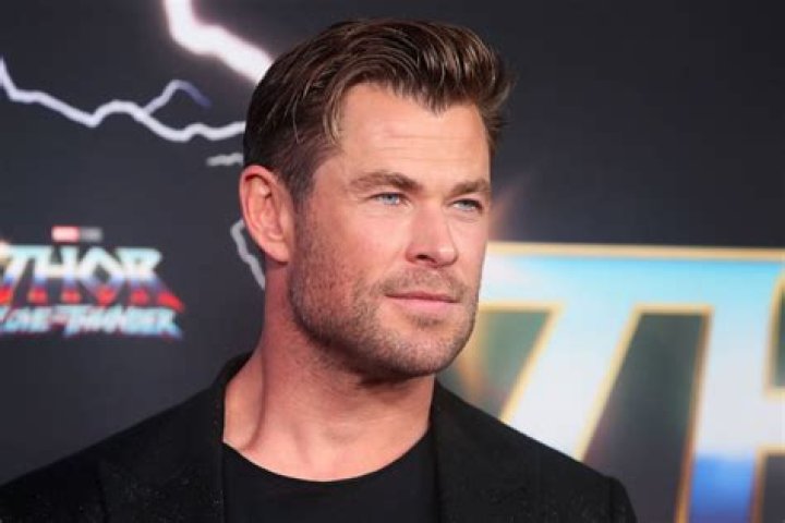 Chris Hemsworth's Net Worth (2023) Parade