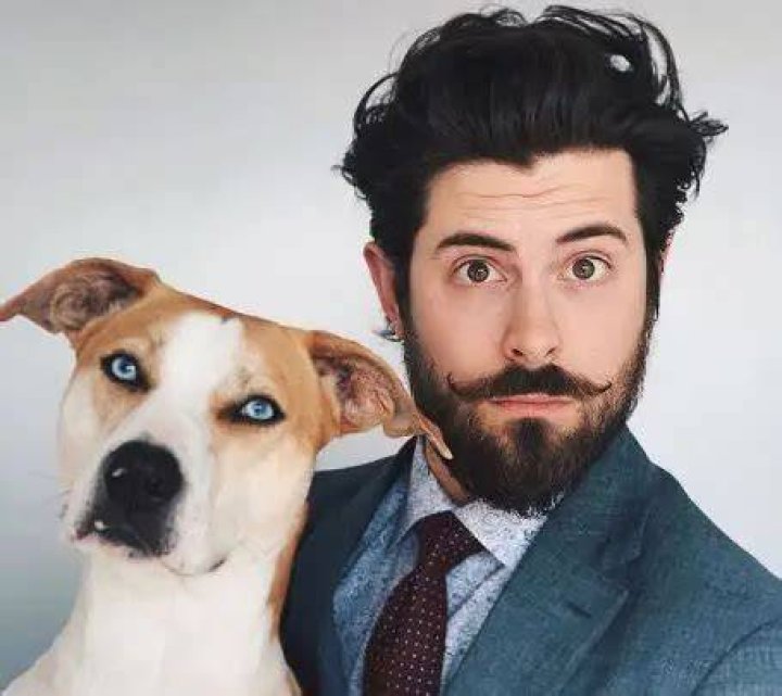 Chris McNally Bio, Wiki, Net Worth, Married, Wife, Age, Height Chris McNally Bio, Wiki, Net Worth, Married, Wife, Age, Height