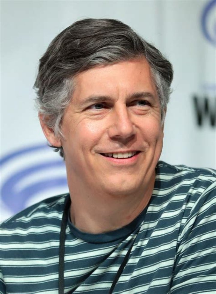 Chris Parnell (SNL) Net Worth, Wife, Height, Family, Biography