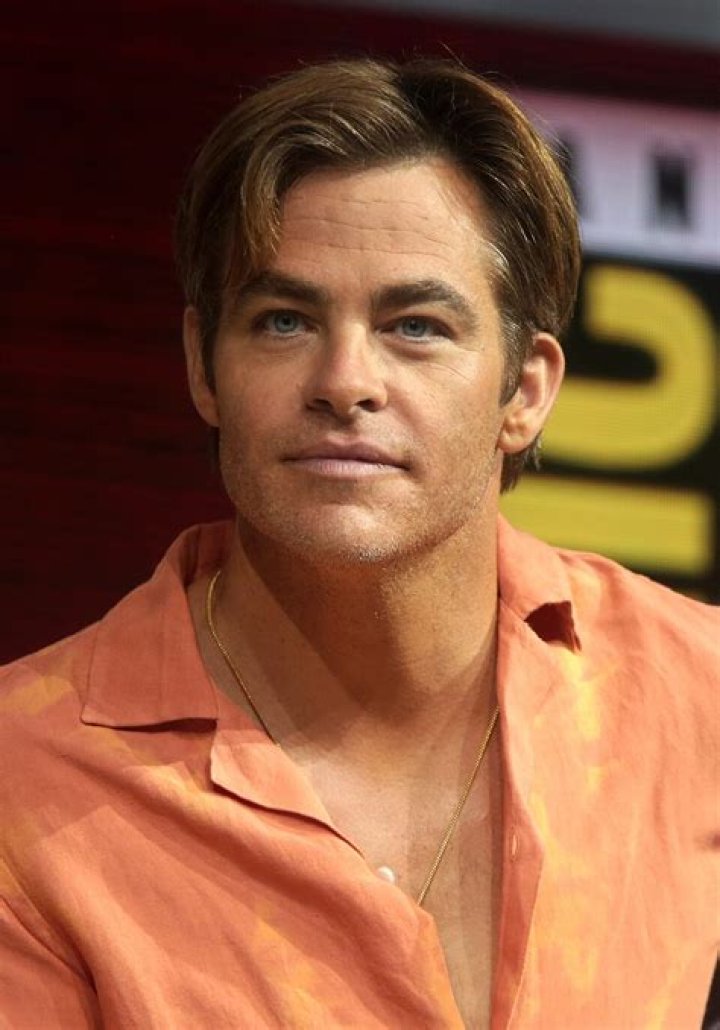 Chris Pine on why didn't bulk up by eating '7,000 calories' a day for