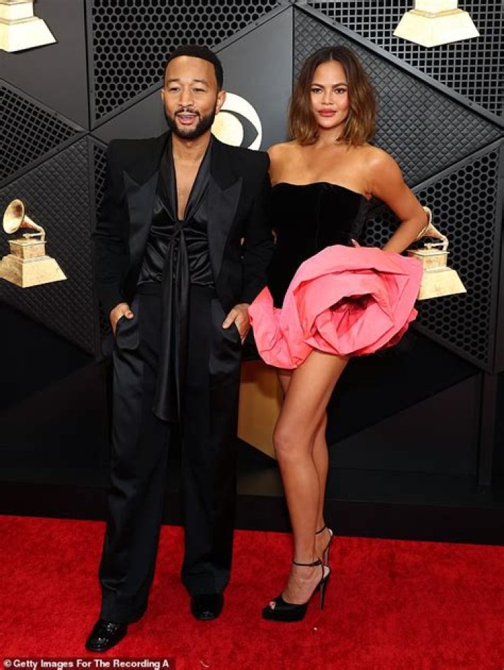 Chrissy Teigen Models & Supports Kim Kardashian’s Maternity Skims