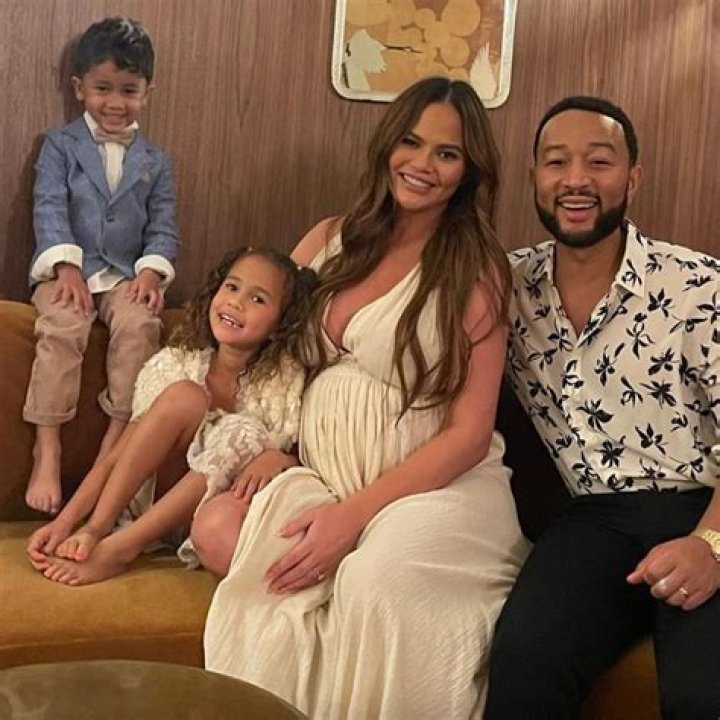 Chrissy Teigen's Throwback Proves She and John Legend Were Always the