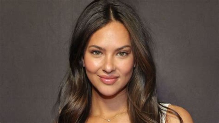Christen Harper Biography Facts, Childhood, Family Life & Achievements
