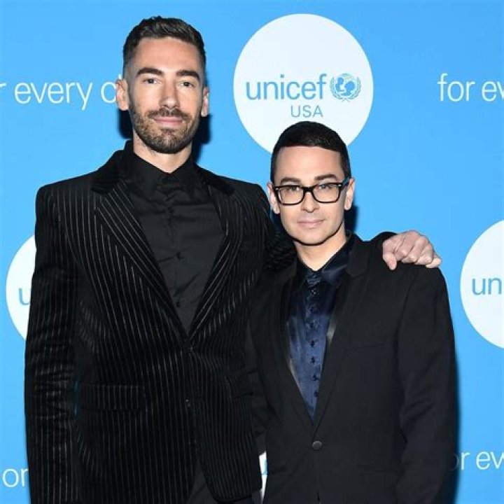 Christian Siriano 2022 Boyfriend, net worth, tattoos, smoking & body