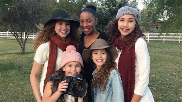 Christmas Cards with the Haschak Sisters! YouTube