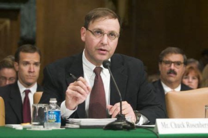 Chuck Rosenberg Bio, Net Worth, Chuck, Education, Podcast, The Oath