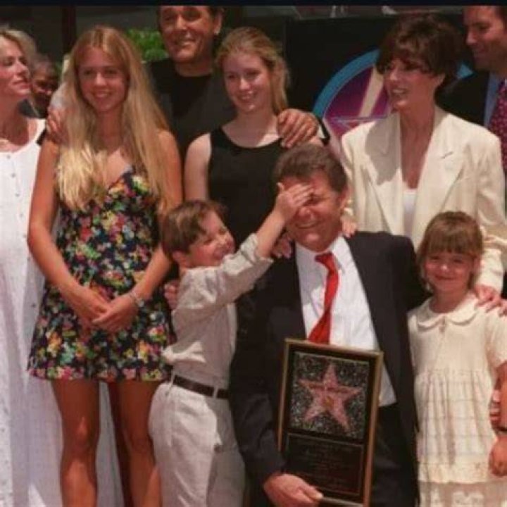 Chuck Woolery Family, Spouse, Children, Dating, Net Worth, Nationality