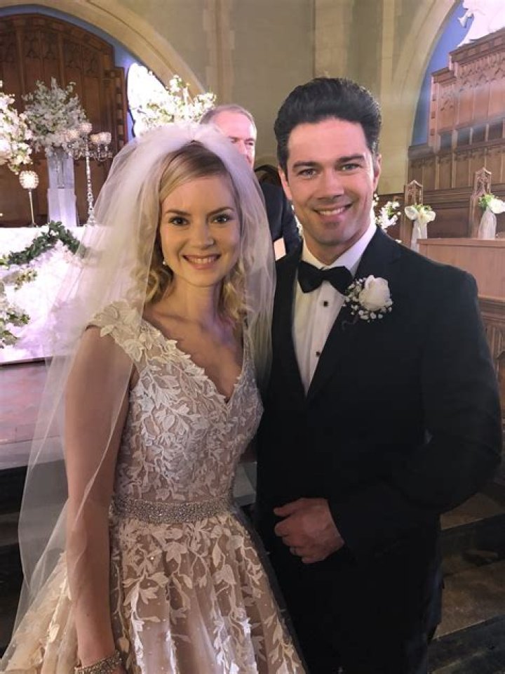 Cindy Busby Married Life with Husband Christopher Boyd