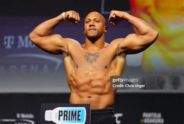 Ciryl Gane Height Weight