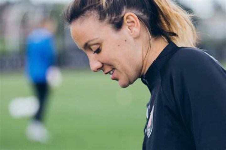 Clarisse Le Bihan s'offre un triplé face à Rodez quimperle football